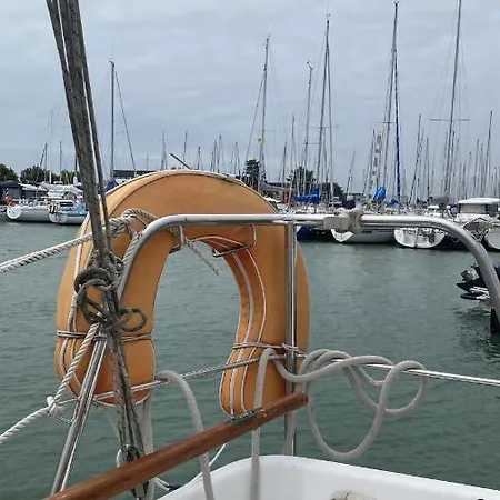 Bateau A Quai Detente Absolue *